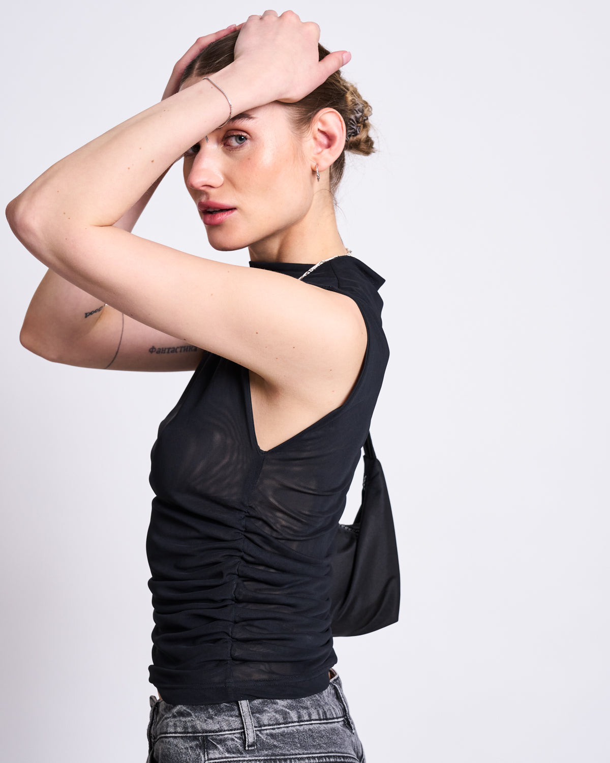 RUFFLE MESH TOP LAGUNA BLACK