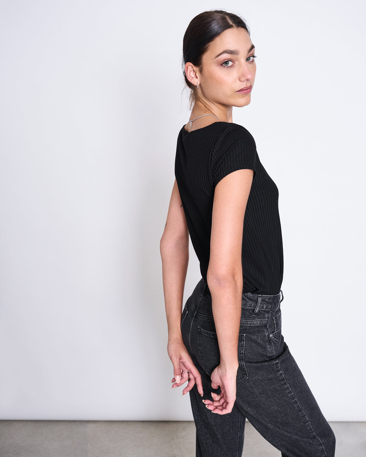 T-SHIRT ARIMA BLACK