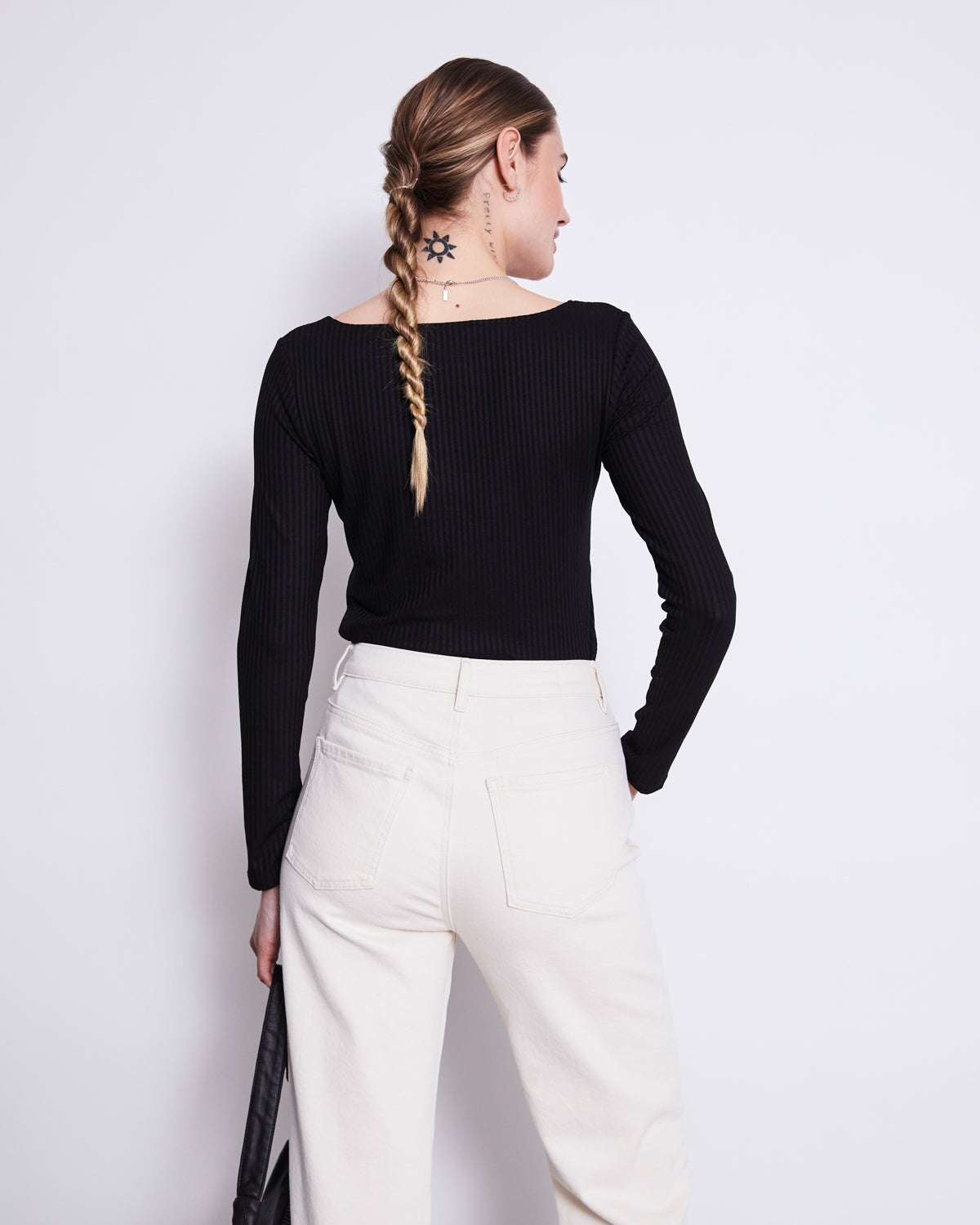 SQUARE NECK LONGSLEEVE FRIA BLACK