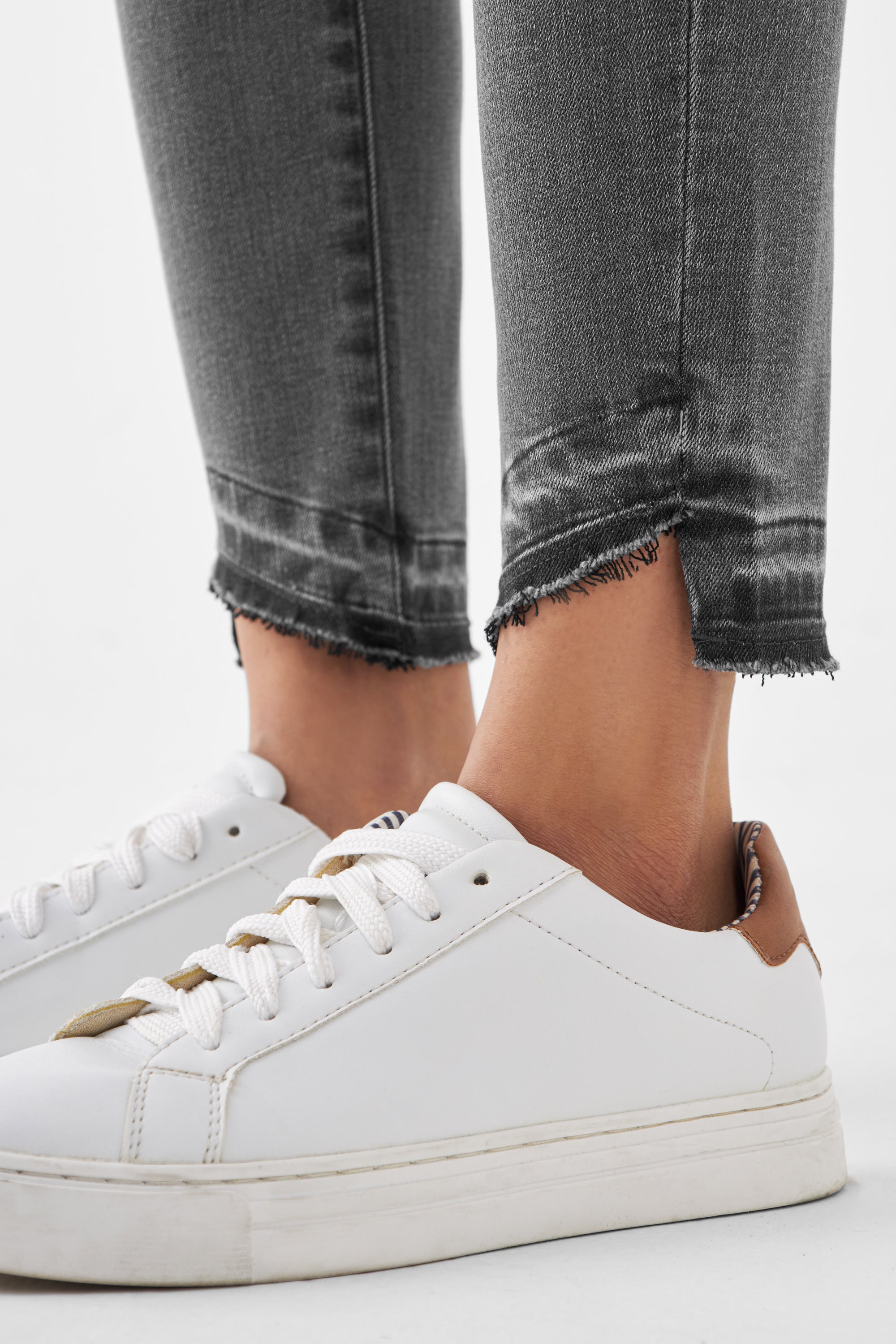 MID SUN Slim Comfortstretch - Design Details - Medium Grey