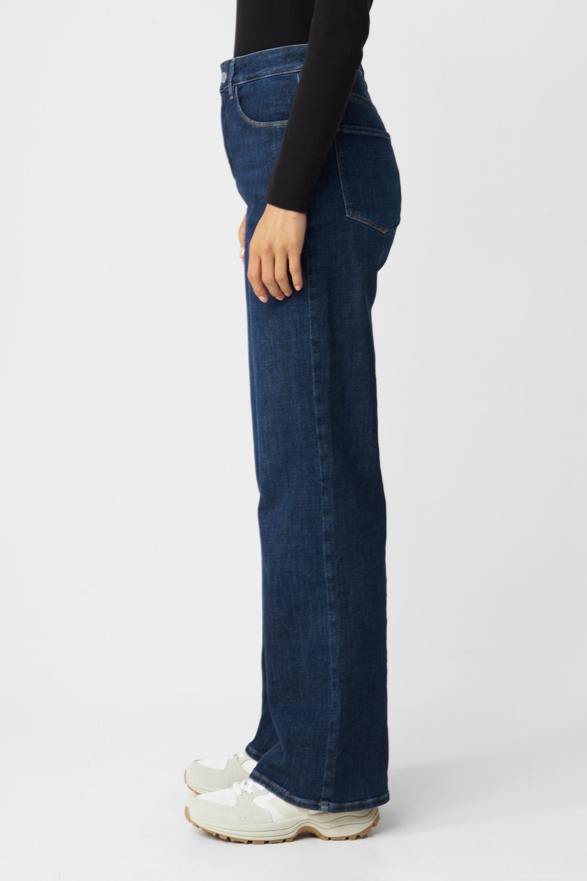 DEW Flared Soft Denim - Classic - Dark Blue