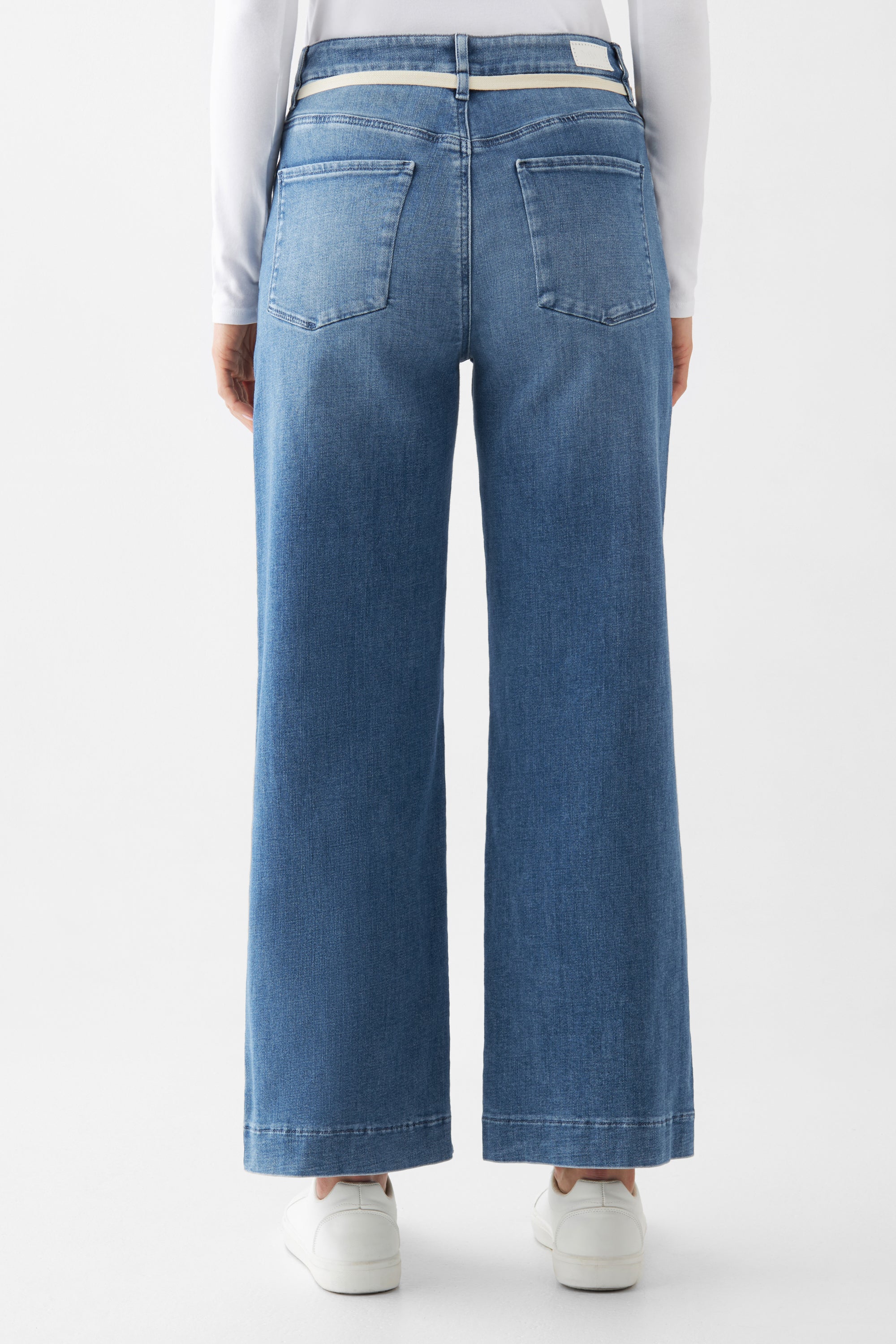DEW Flared Cropped Soft Denim - French Pocket - Medium Blue