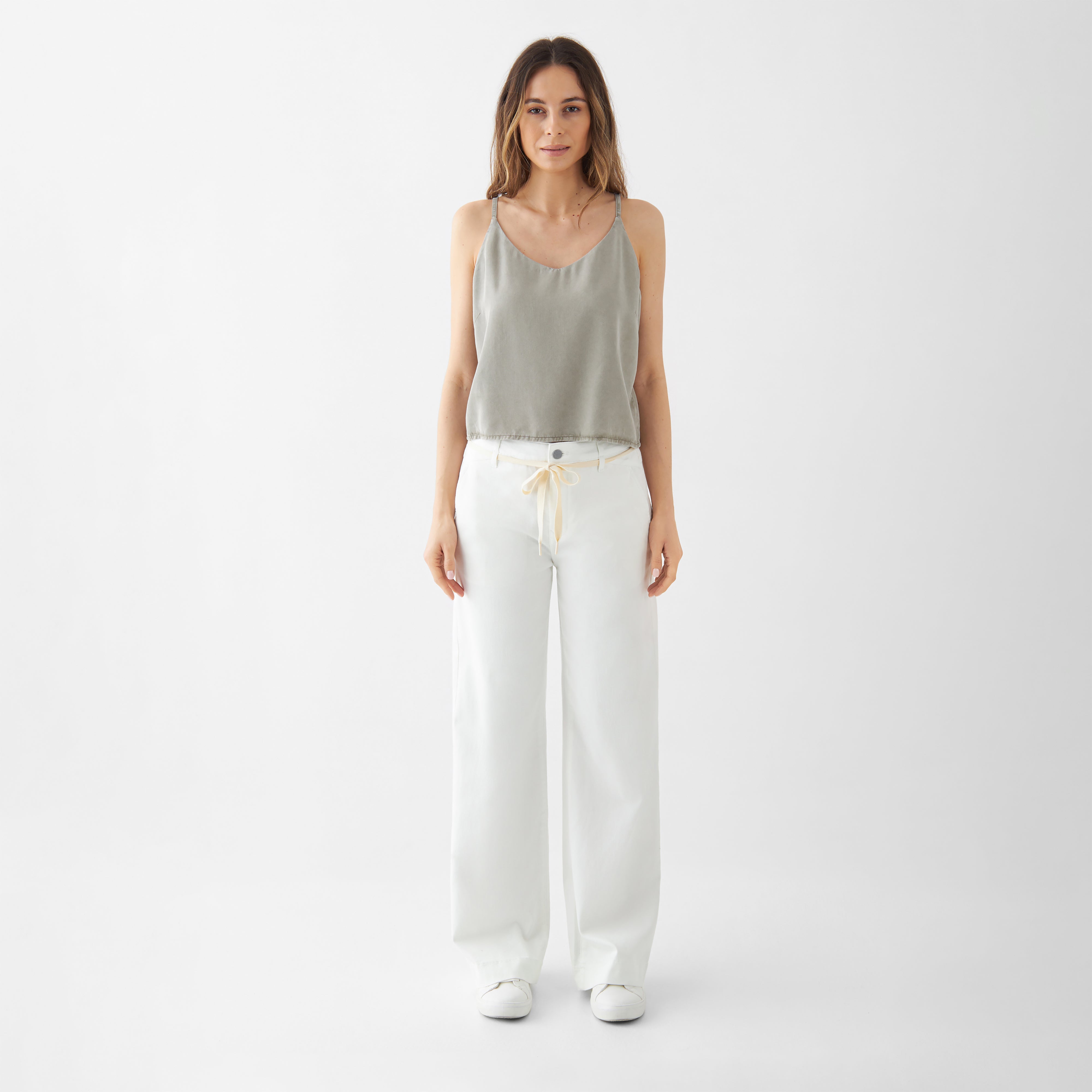 DEW Flared - Soft Denim - French Pocket - White