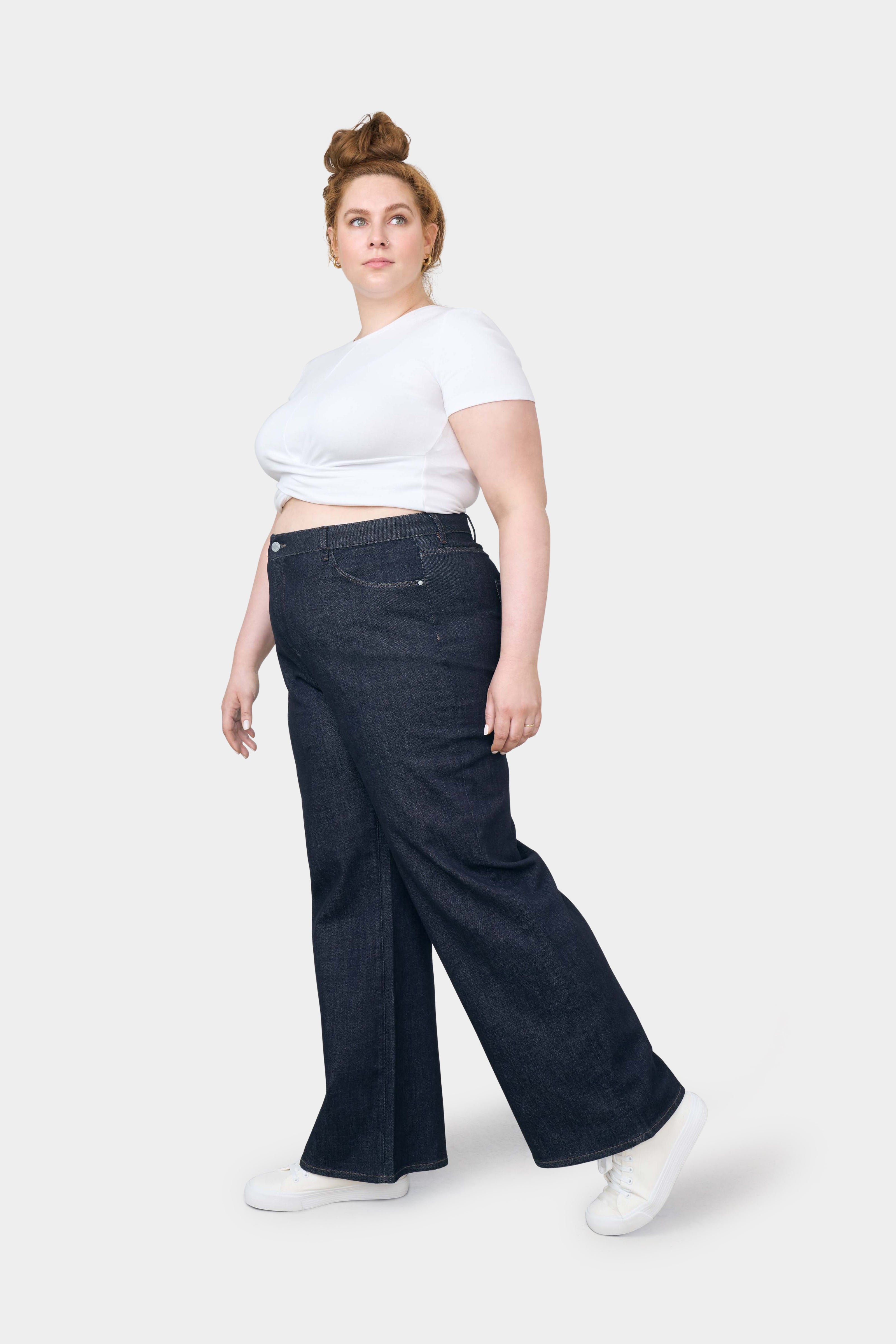 DEW Flared Soft Denim - Classic - Curvy - Raw Blue