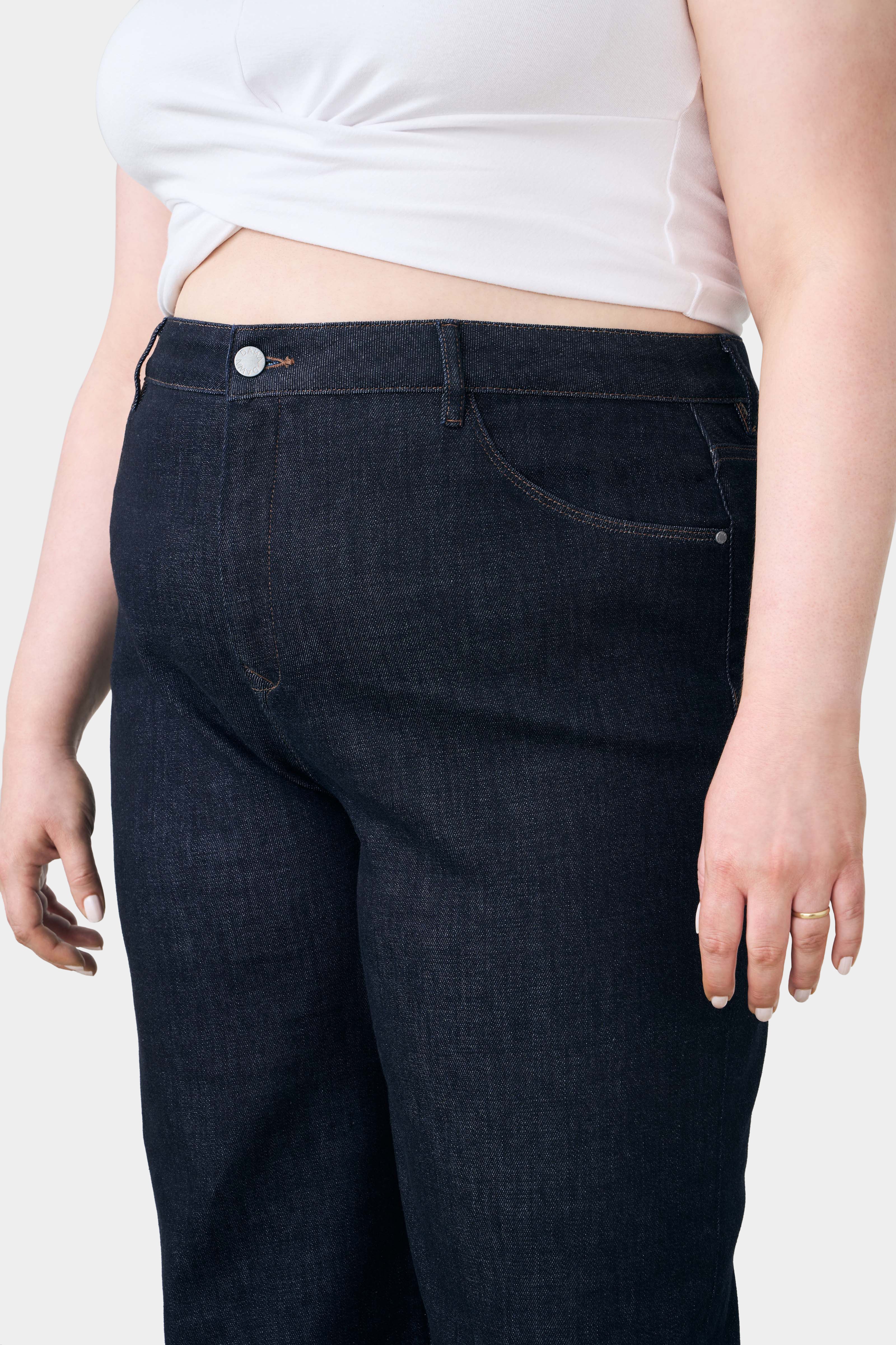 DEW Flared Soft Denim - Classic - Curvy - Raw Blue