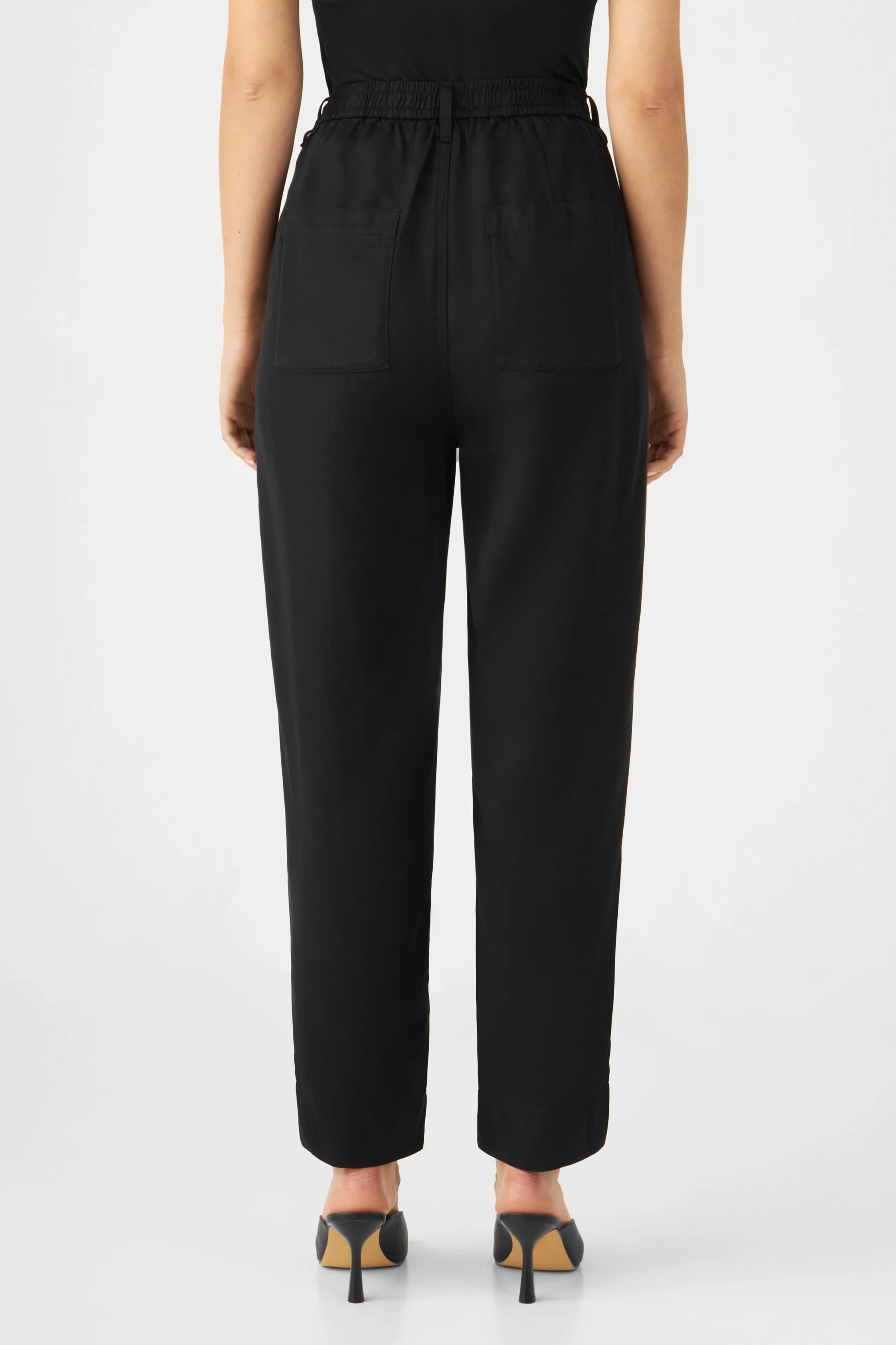 SUNSHINE Tapered Tencel - Classic Jogger - Midnight Black