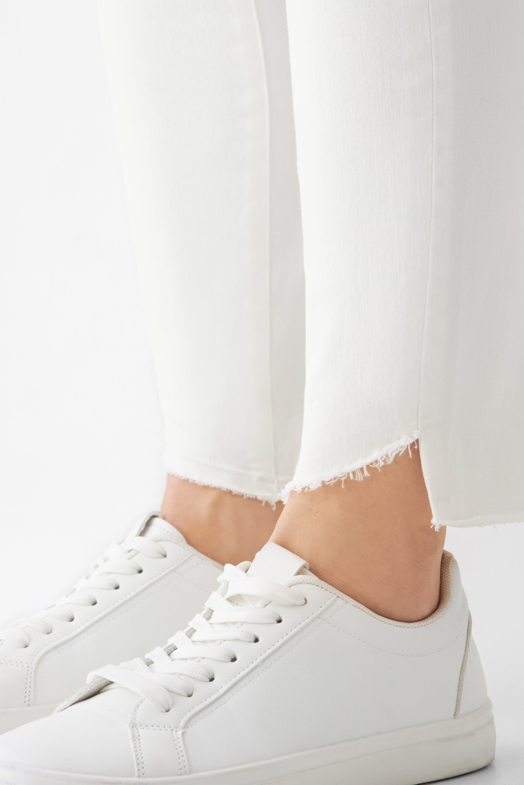 MID SUN Slim Comfortstretch - Design Details - White