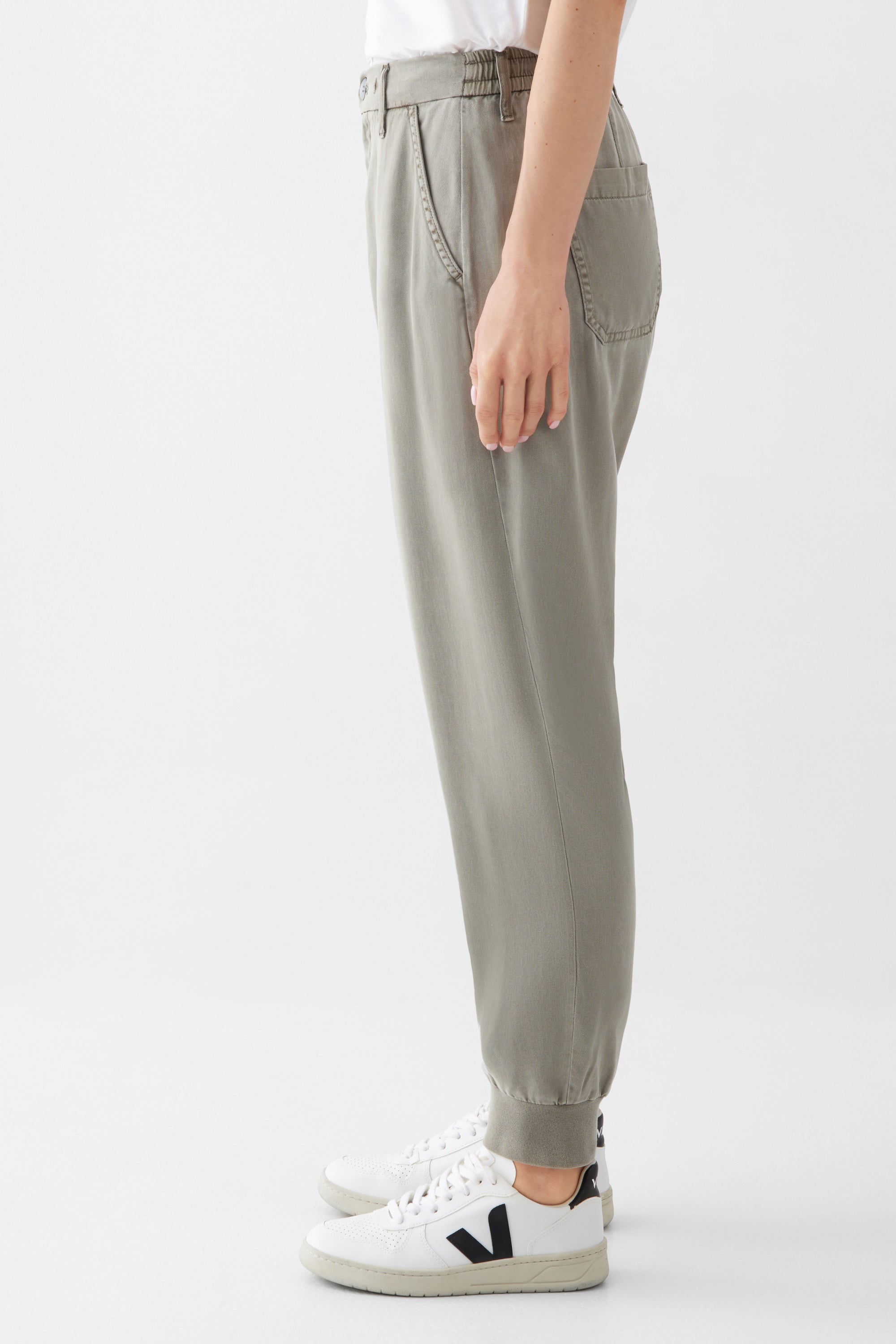 SUNSHINE - Tencel Jogger - Rock Olive