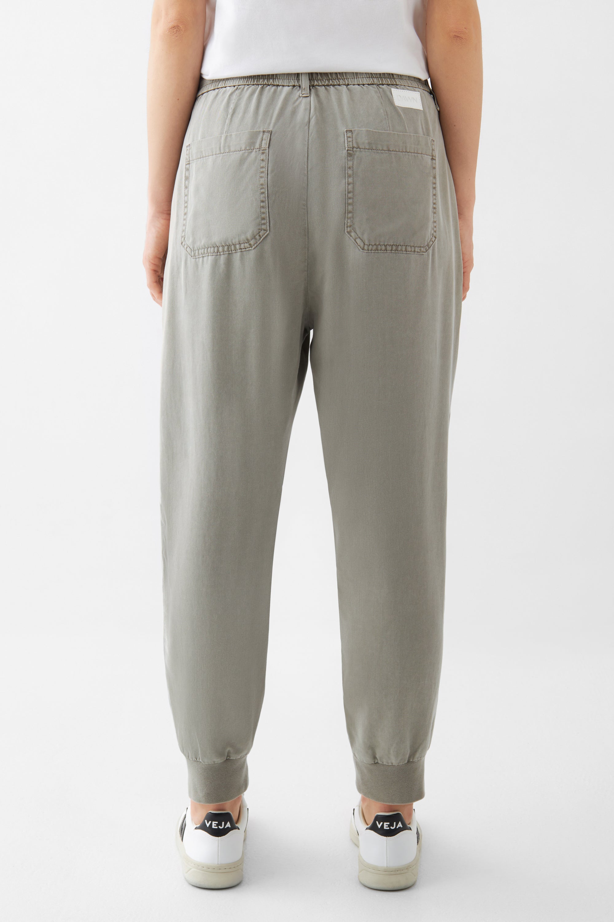 SUNSHINE - Tencel Jogger - Rock Olive