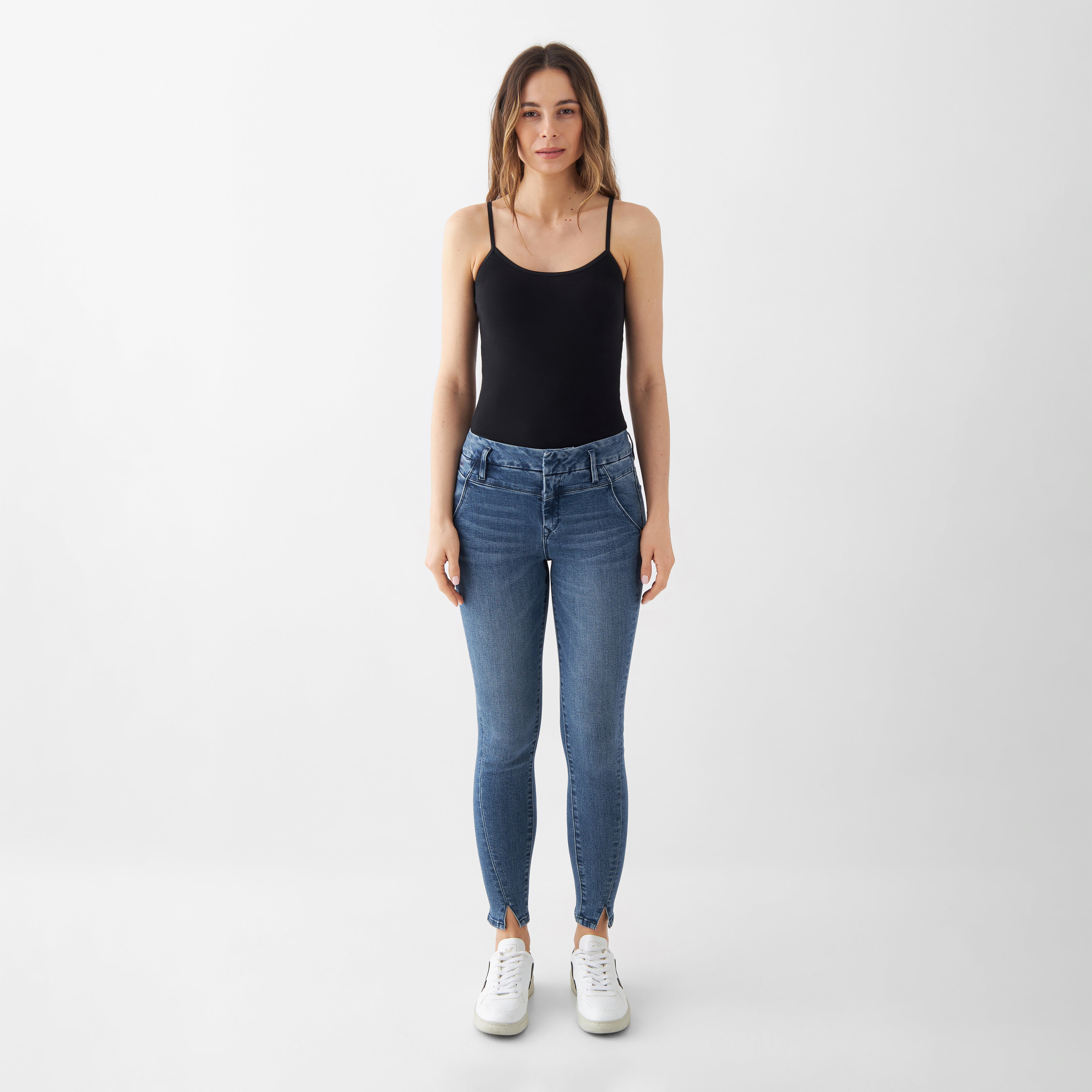 SUN UP Skinny Powerstretch - Design Details - Medium Blue