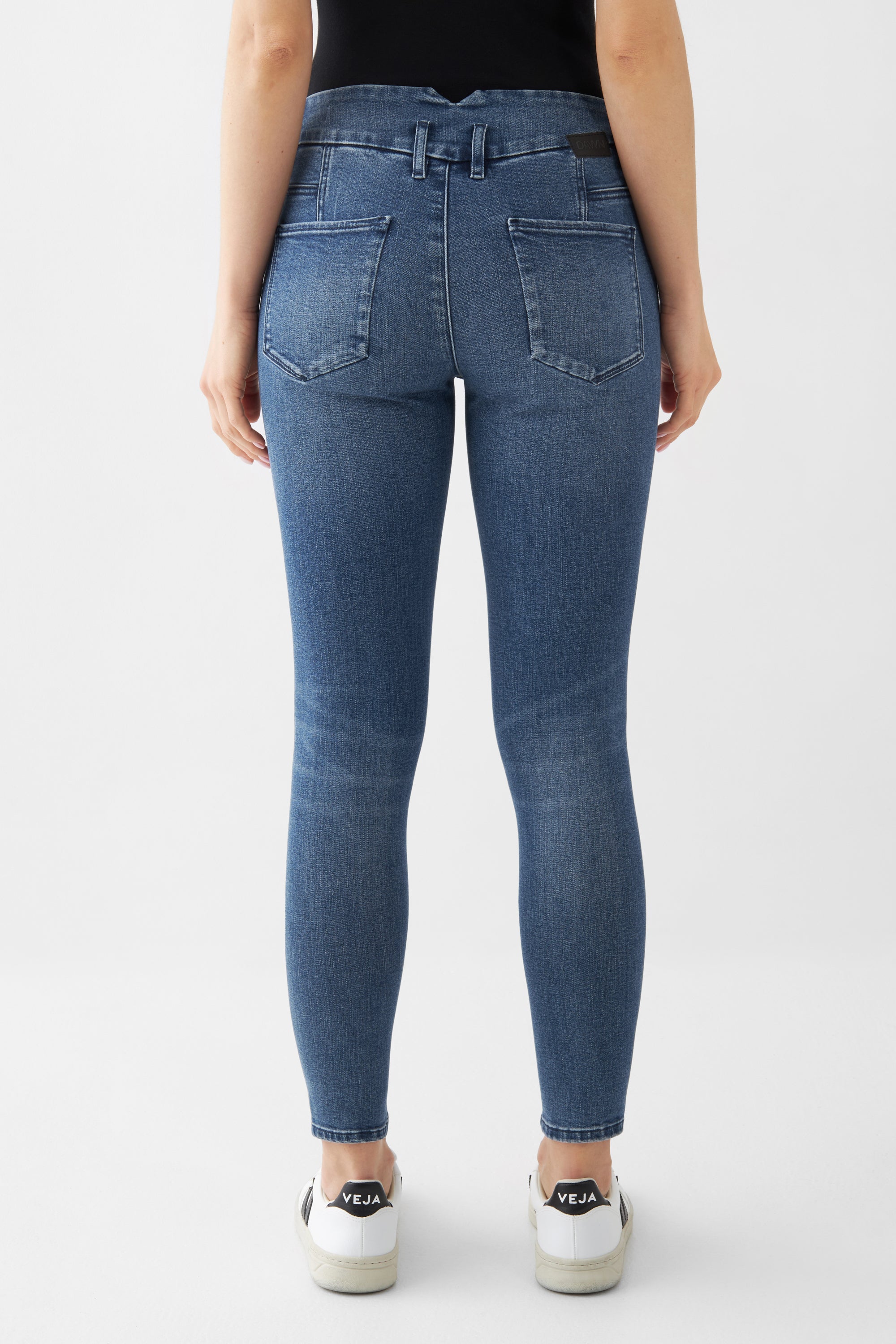 SUN UP Skinny Powerstretch - Design Details - Medium Blue