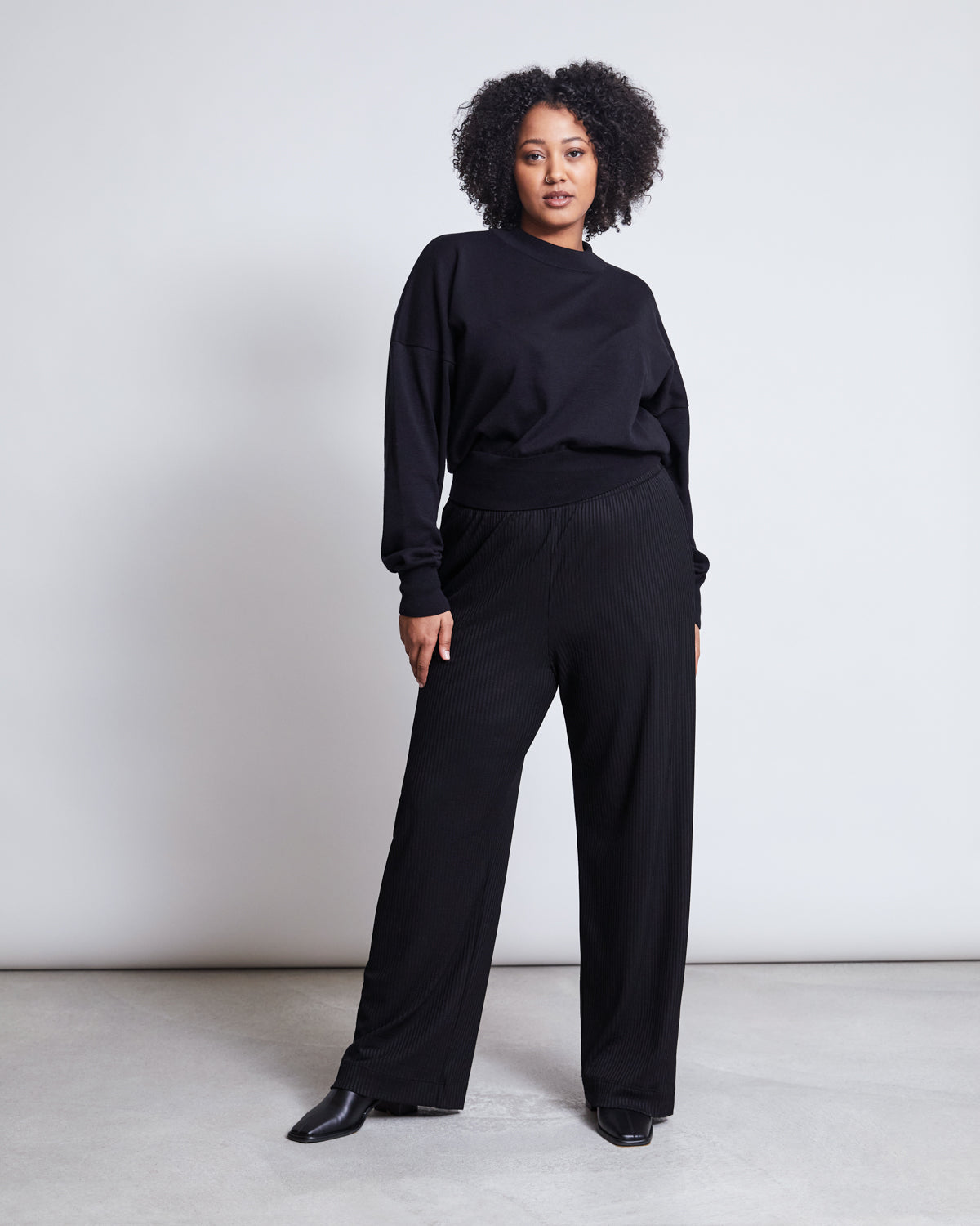 JUMPER YIN BLACK GOTS