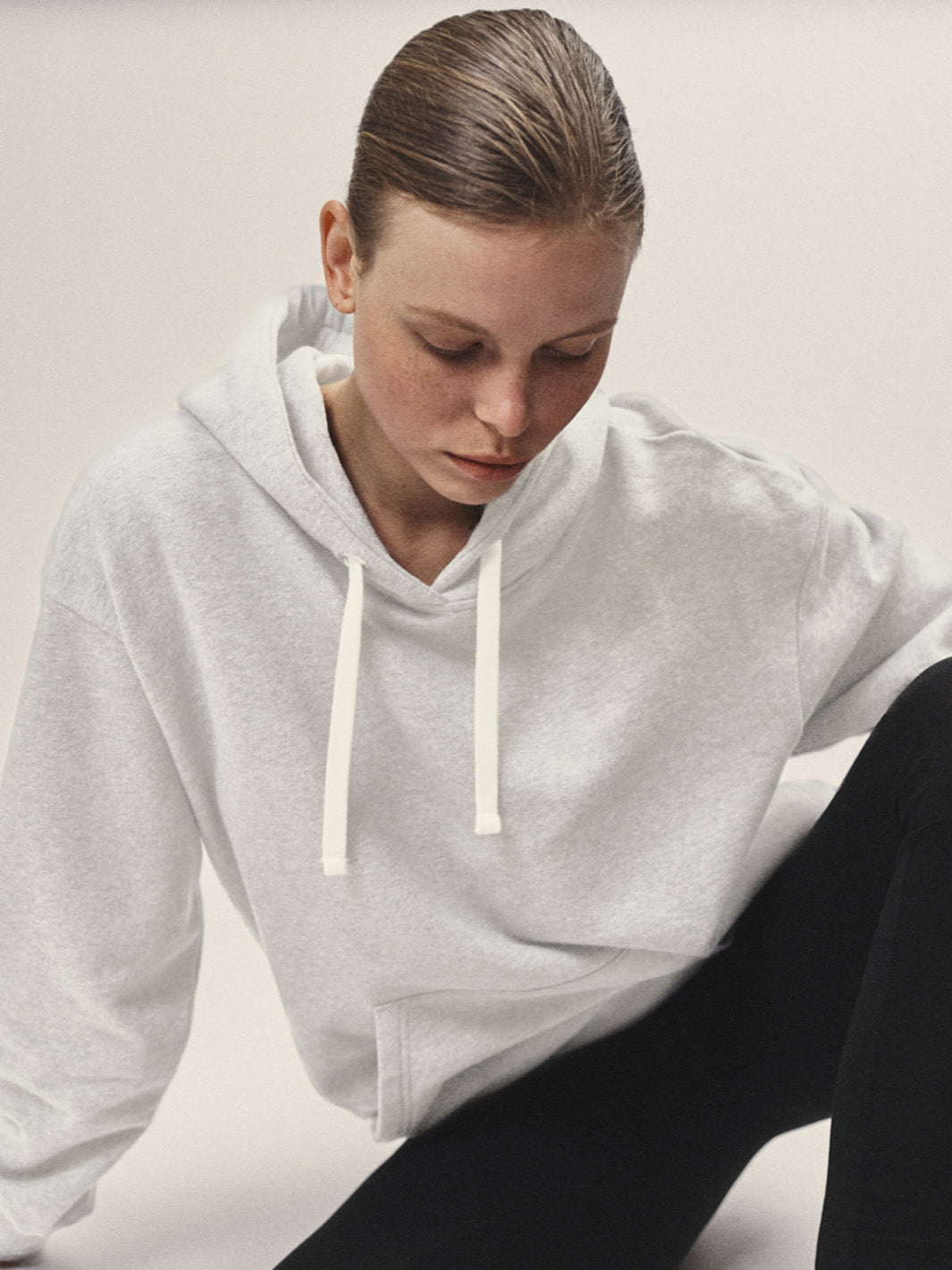 Frauen Kapuzen Sweatshirt oversized off white 100% organic Cotton made in Portugal