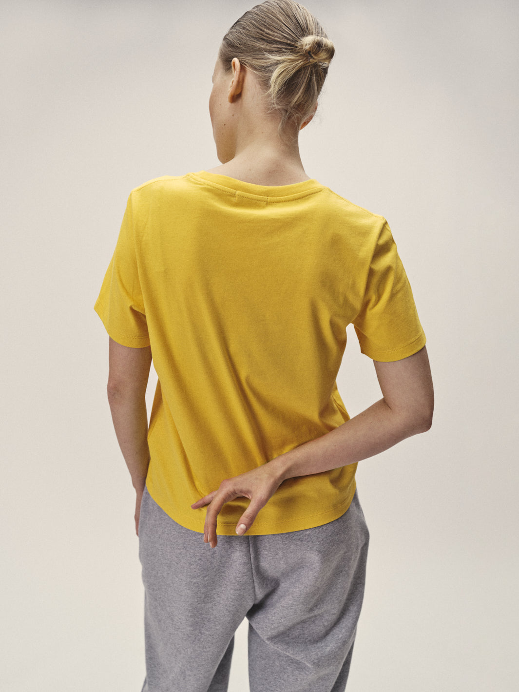 Damen T-Shirt Rundhals Ausschnitt gelb 100% Bio Baumwolle soft made in Portugal