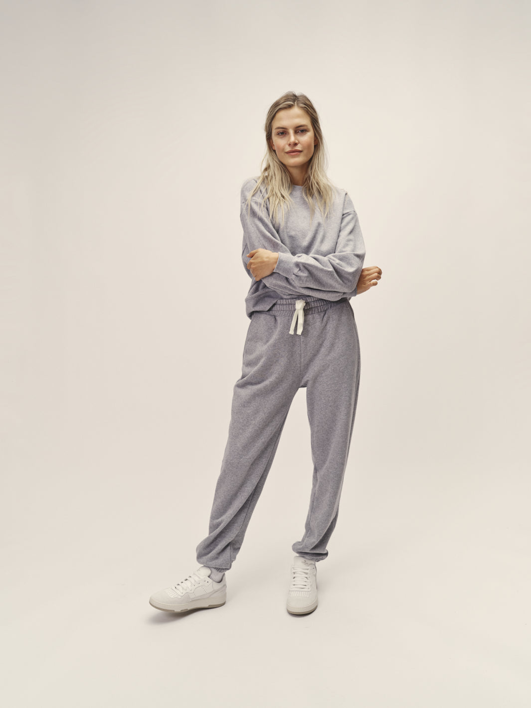 Frauen Sweatpants grau melange 100% organic Cotton made in Portugal