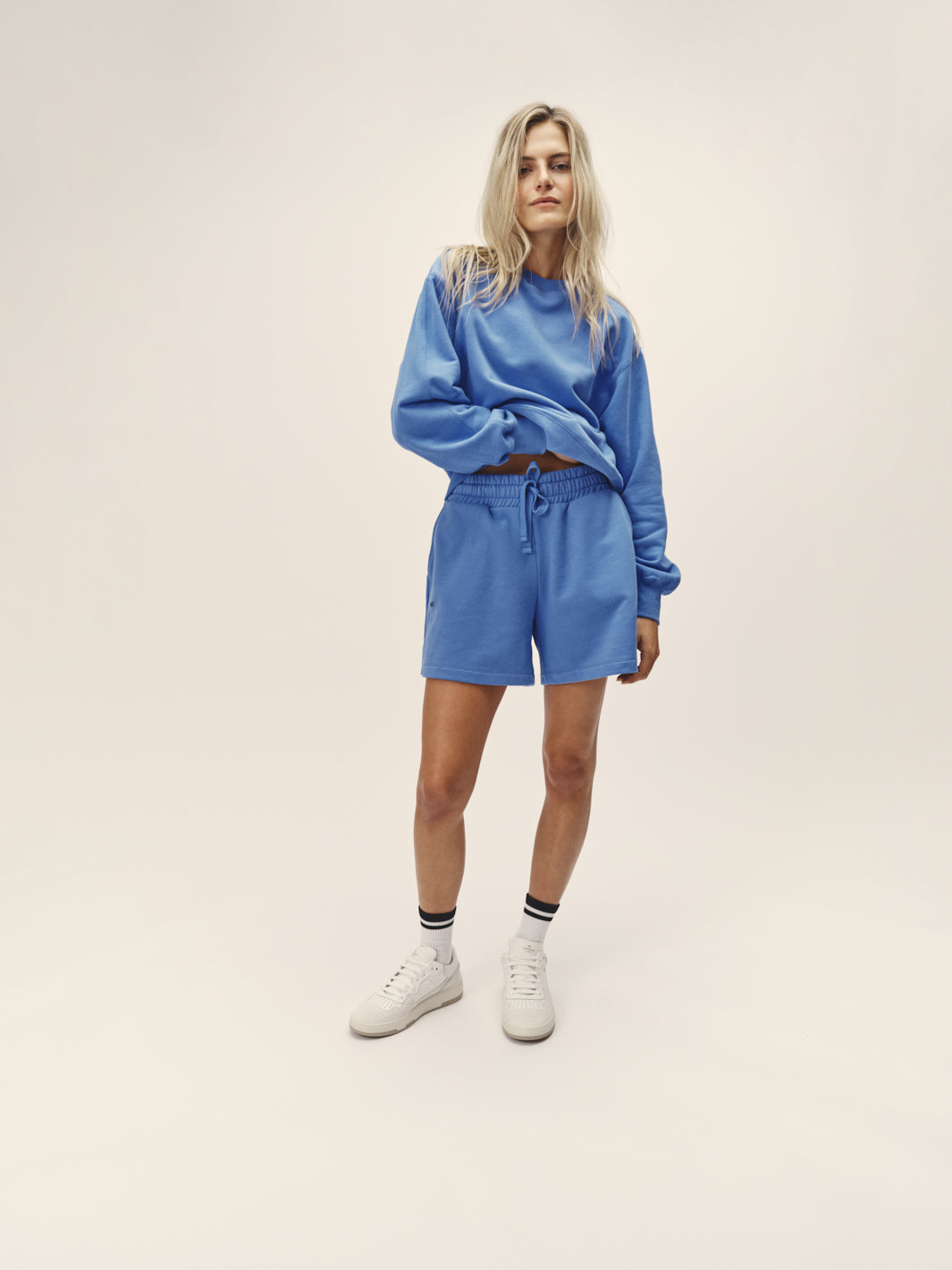 Frauen Sweatshirt Oversized Rundhals Ausschnitt blau softe Bio Baumwoll Qualität made in Portugal