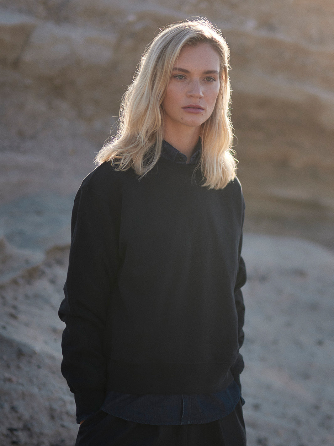 Sweatshirt oversized mit Rundhals Ausschnitt, verkürzte Form