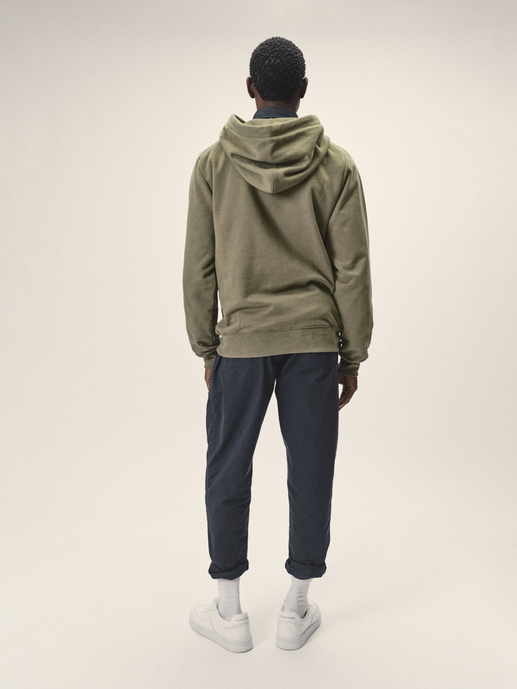 Oversized Männer Sweatshirt mit Kapuze olive reine Bio Baumwolle in Portugal produziert