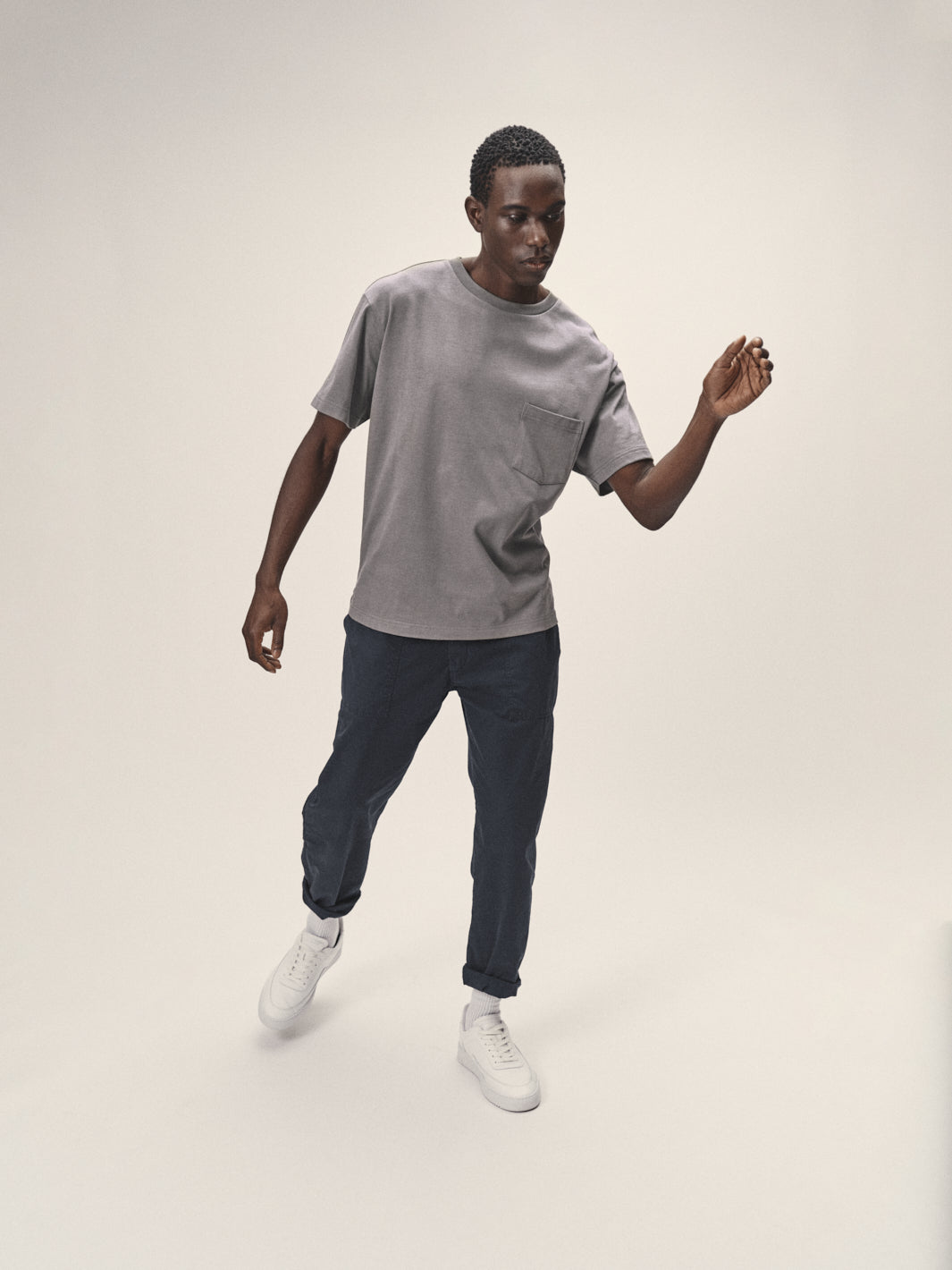 Herren oversized T-Shirt Rundhals Ausschnitt Farbe: grau melange organic Cotton in Portugal produziert