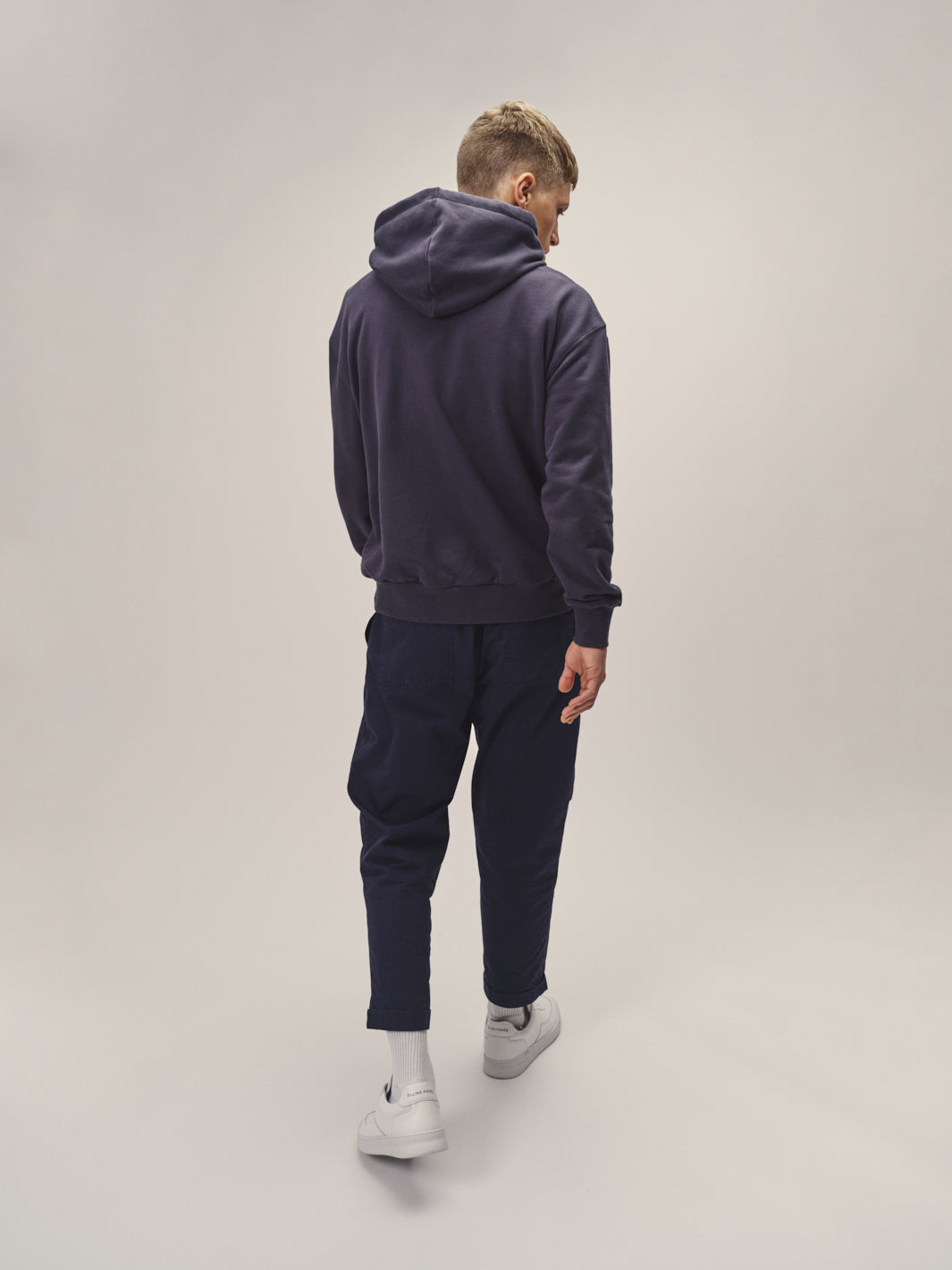 Herren Fair Fashion Kapuzen Sweatshirt navy aus reiner Bio Baumwolle made in Portugal