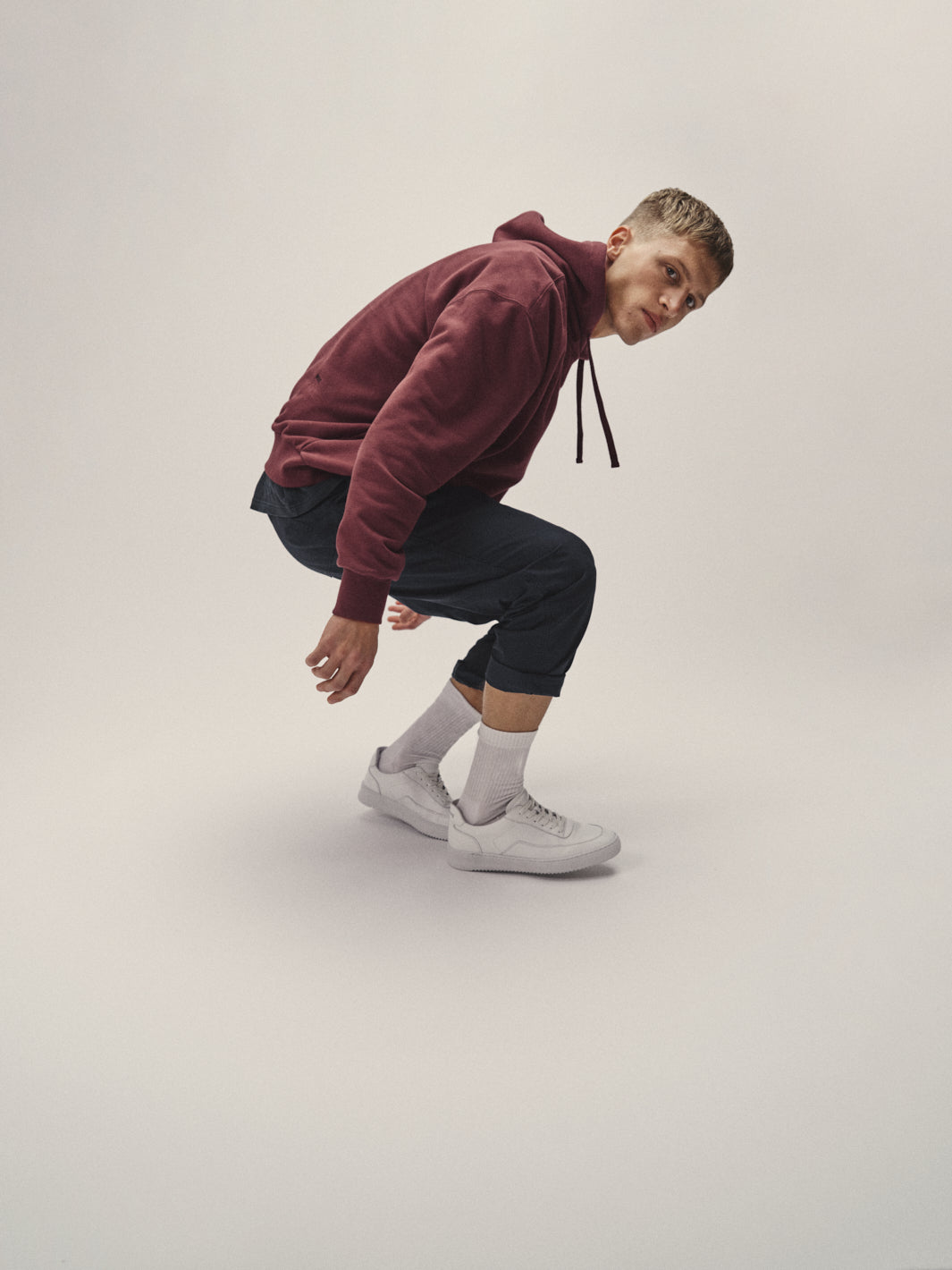 Männer Sweatshirt komfortable Passform rot 100% organic Cotton in Europa produziert