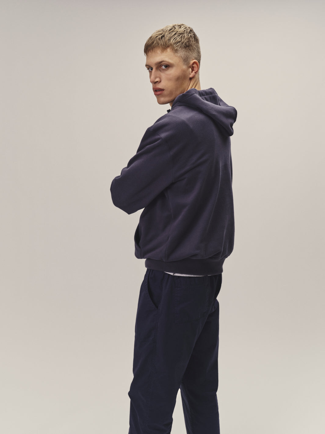 Männer Kapuzen Sweatshirt dunkelblau Bio Baumwolle made in Portugal