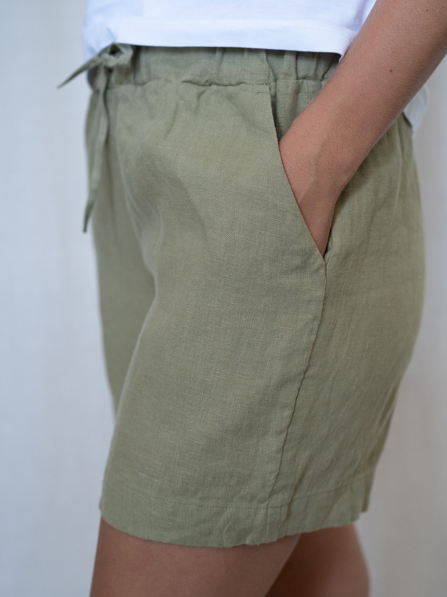 Frauen Leinenshorts - salbei