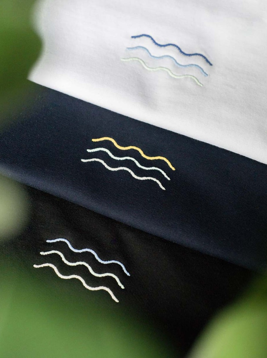 Surf T-Shirt - schwarz