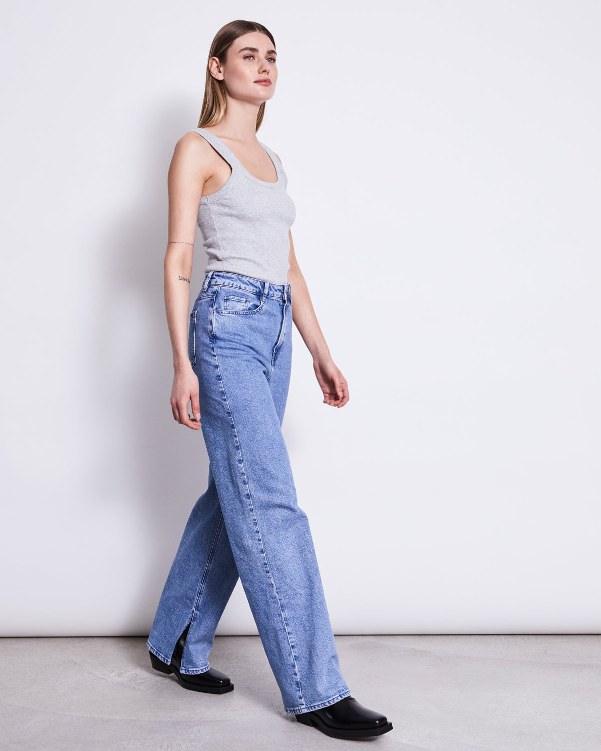 SLITTED WIDE LEG JEANS SELENE LIGHT BLUE