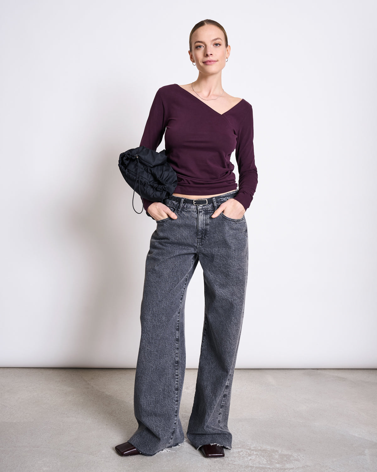 ASYMMETRICAL LONGSLEEVE CASMA CHERRY LACQUER GOTS