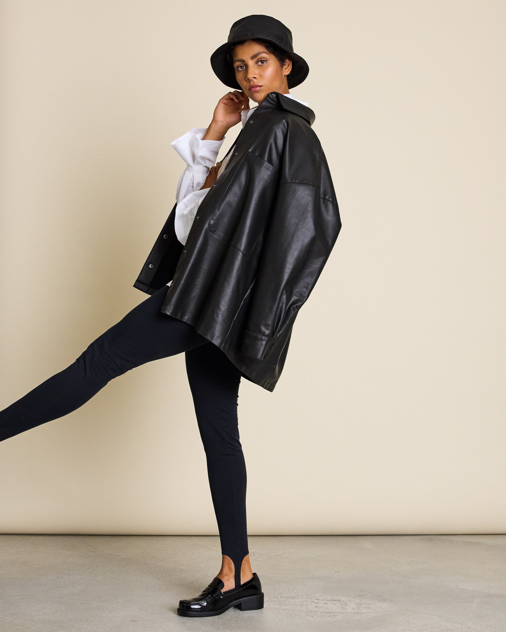 STIRRUP LEGGINGS BLACK