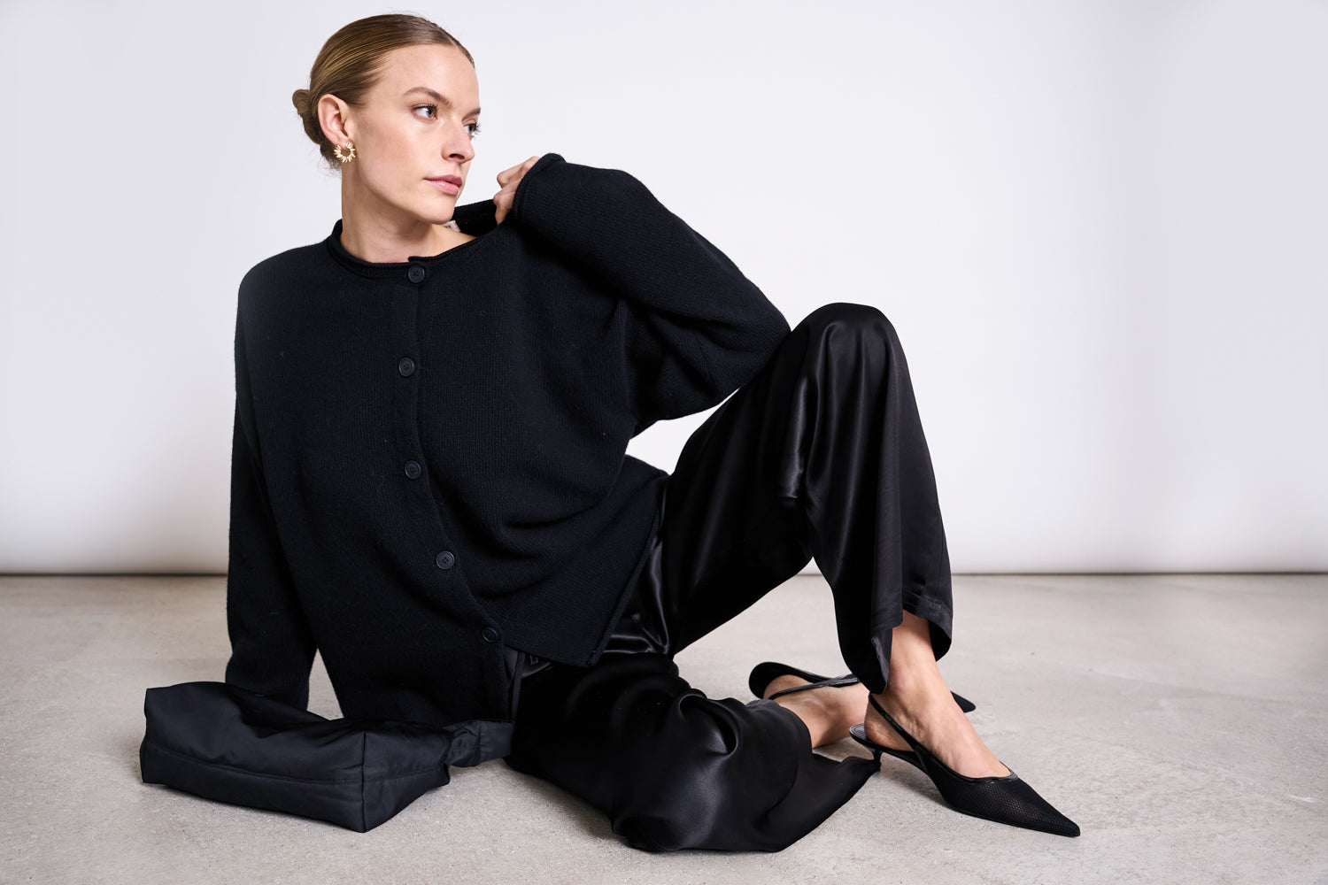 OVERSIZED WOOL CARDIGAN TINCO BLACK GOTS