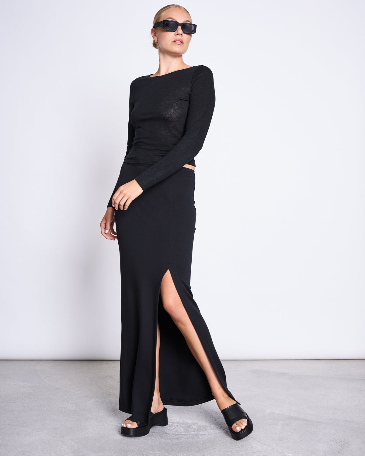 LINEN LONGSLEEVE KEISS BLACK GOTS