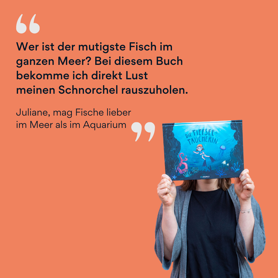 Bild von Juliane mit dem Buch die Tiefseetaucherin