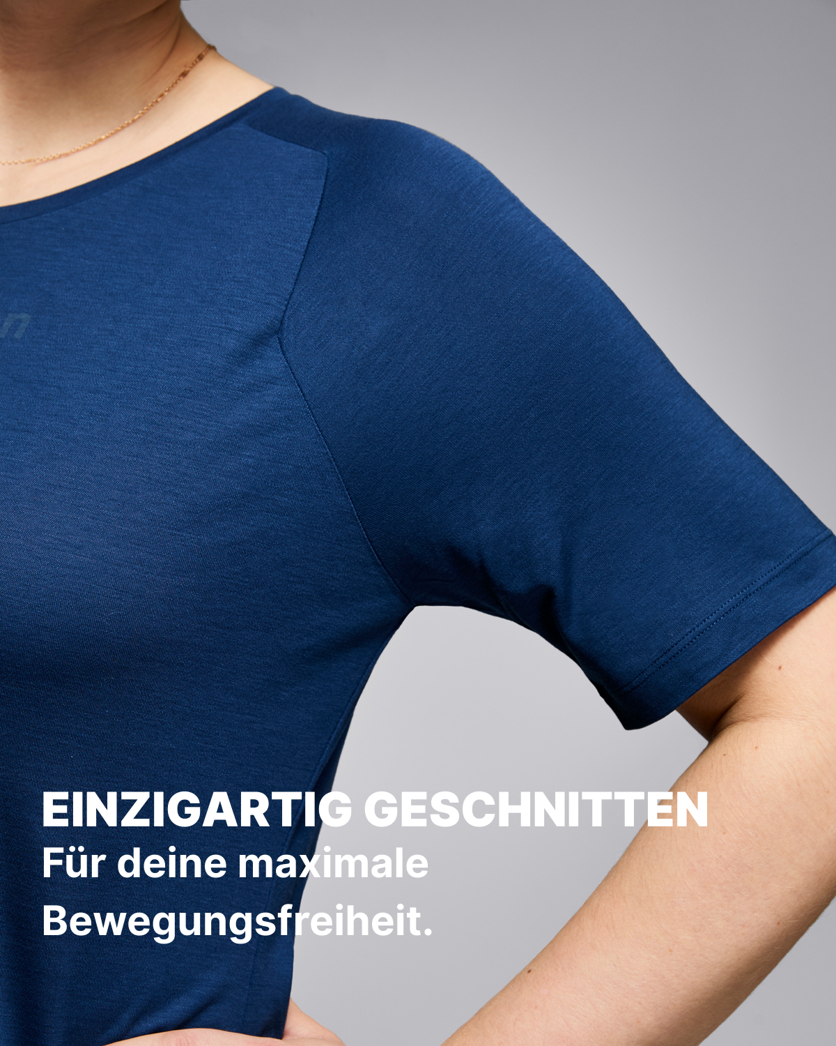 PERFORMANCE T-SHIRT 'HÉLÈNE'