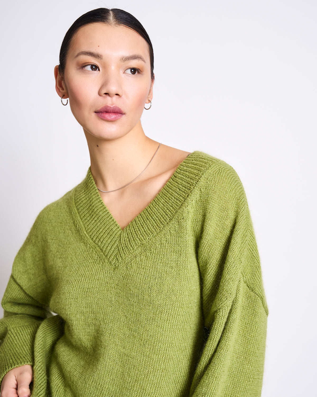REC. MOHAIR V-NECK JUMPER YICA MOSSY PEAR