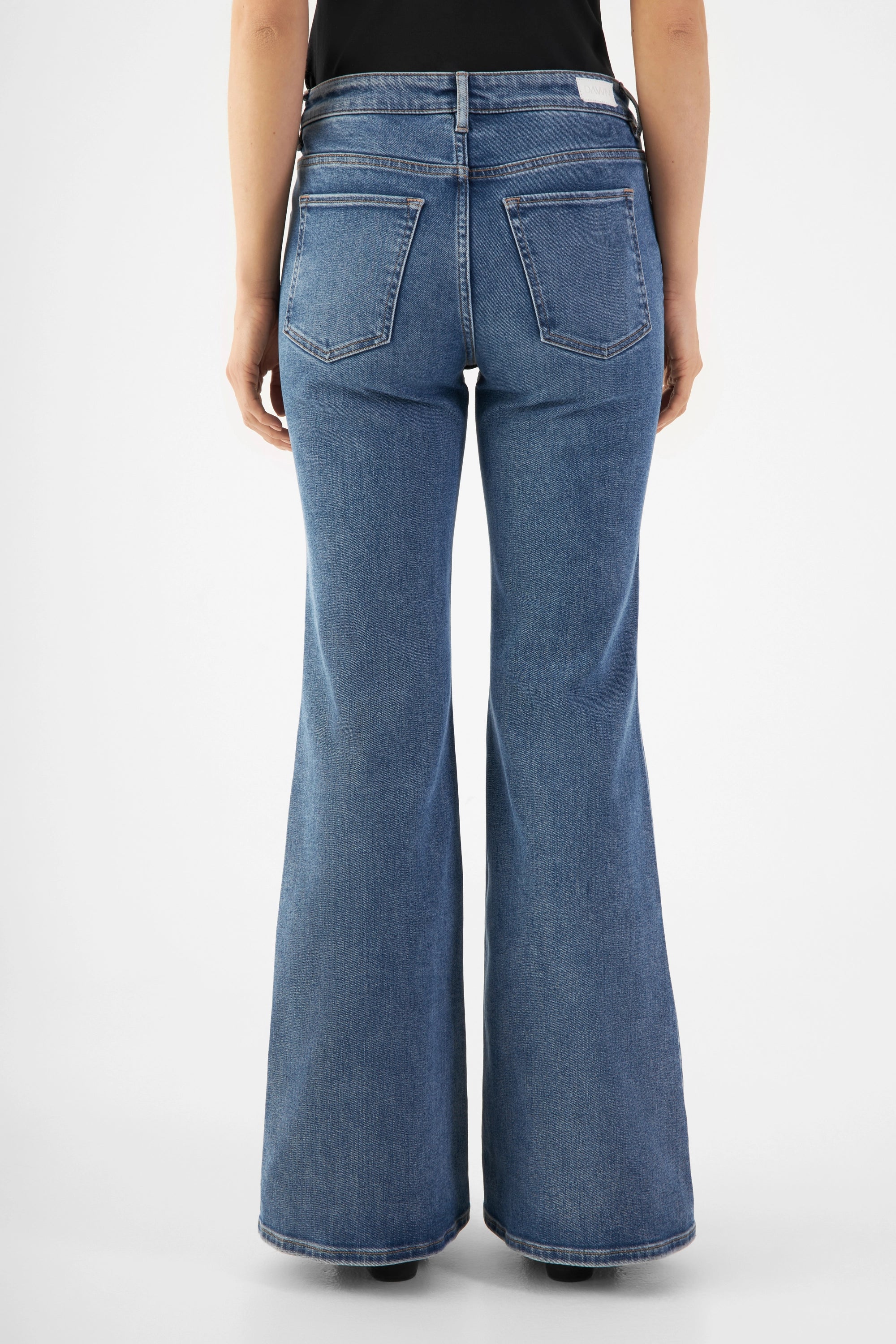 CELESTIAL Slim Flared Soft Tencel - Medium Blue