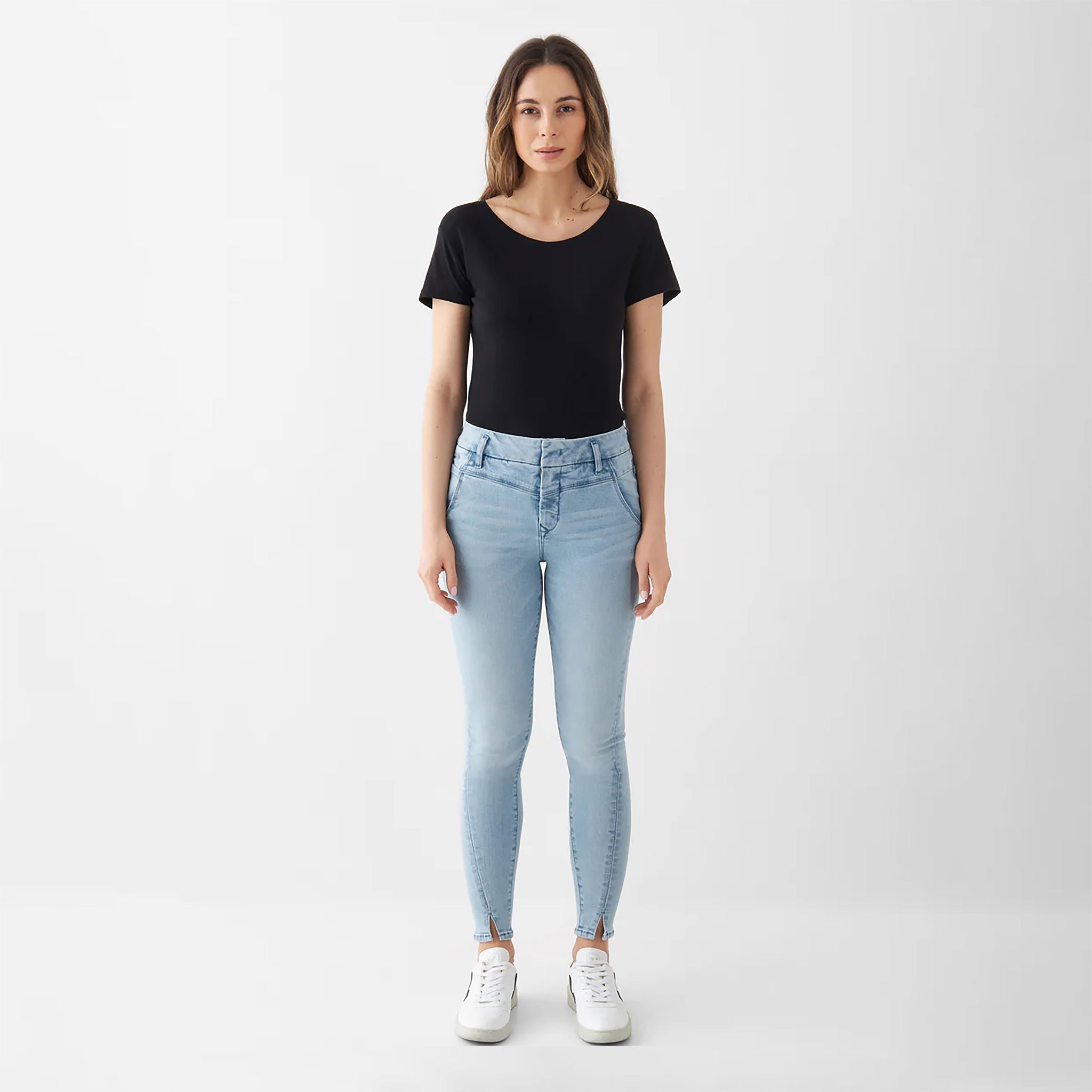 SUN UP Skinny Powerstretch - Design Details - Light Blue