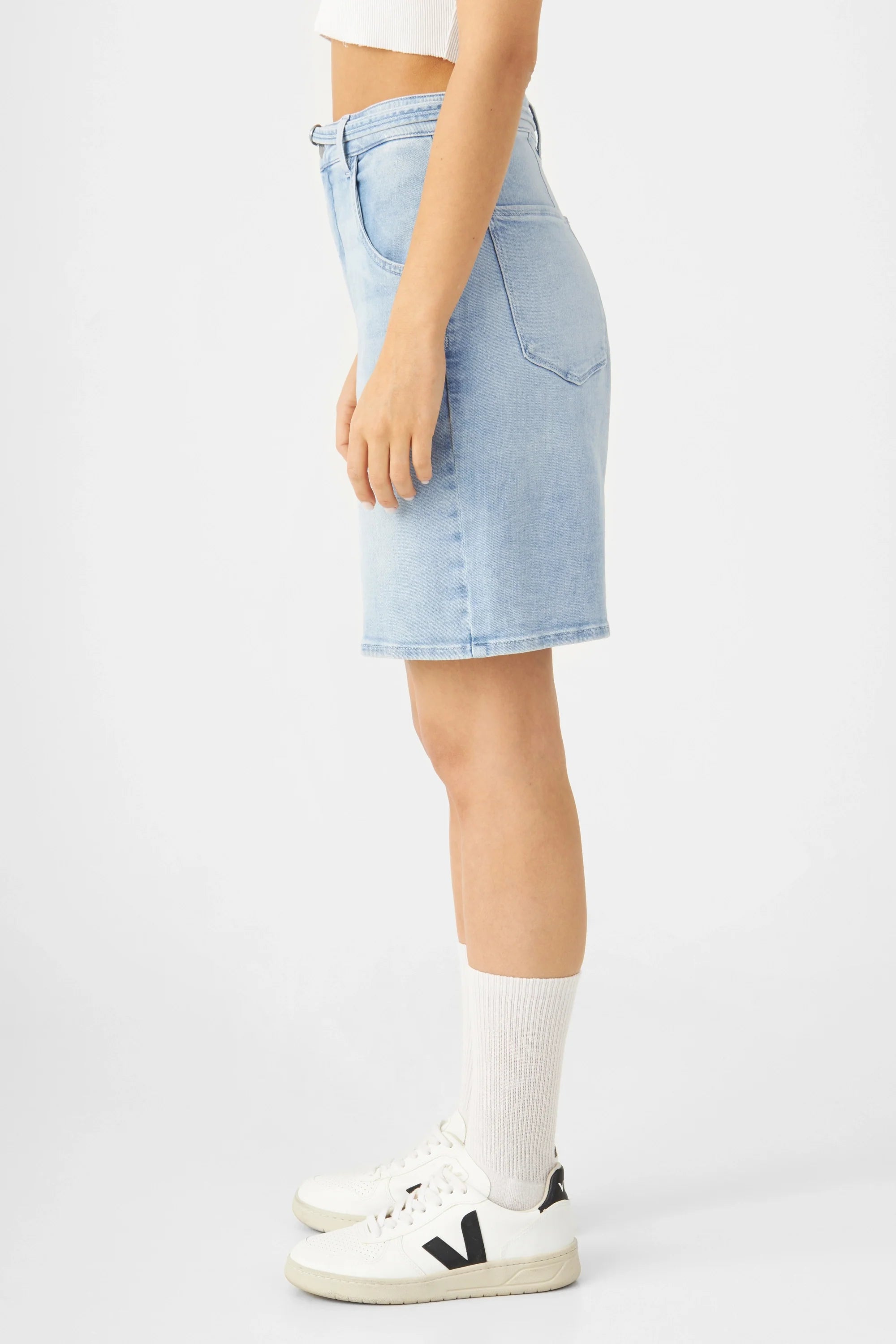 BLINKY Soft Denim - Shorts - Light Blue