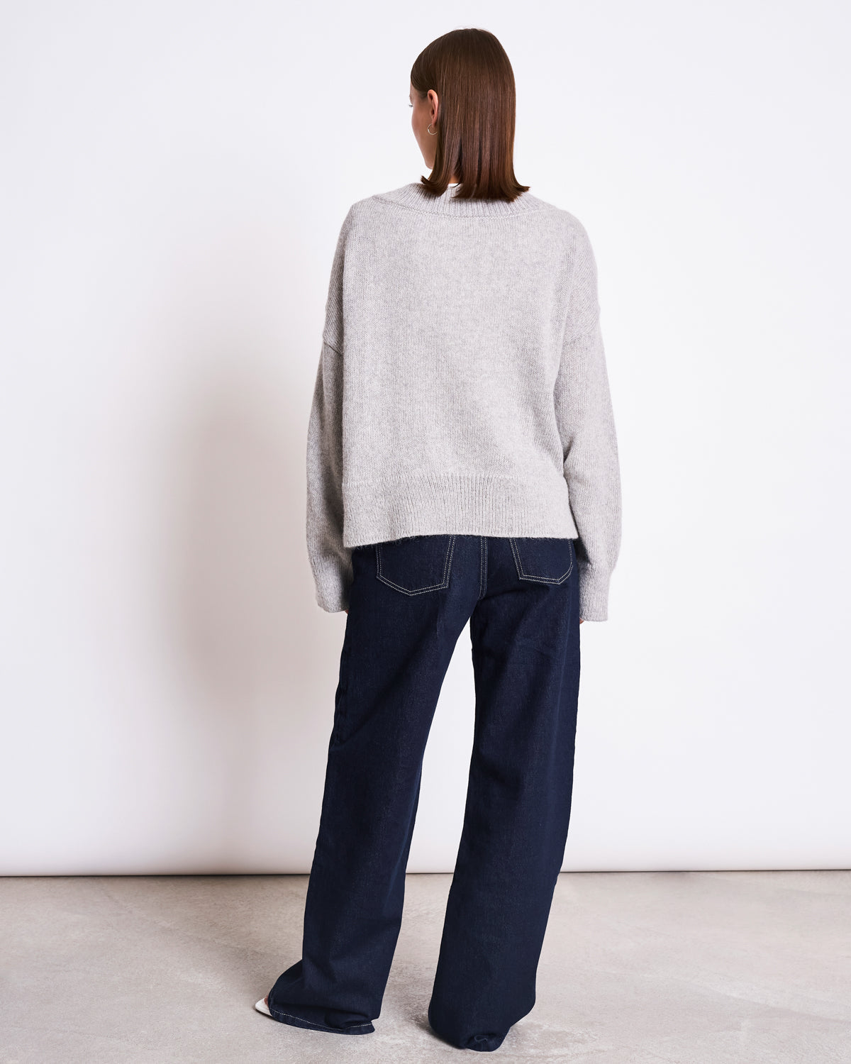 REC. MOHAIR V-NECK JUMPER YICA LIGHT GREY