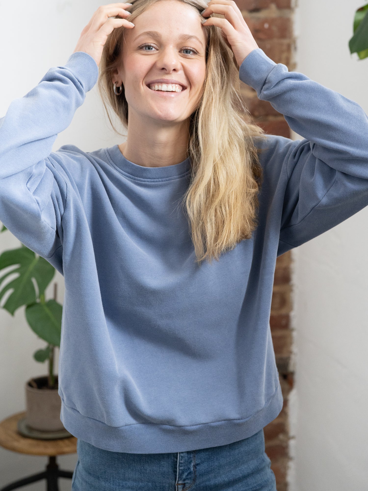 Frauen Oversize Pullover - Natural Dye blau