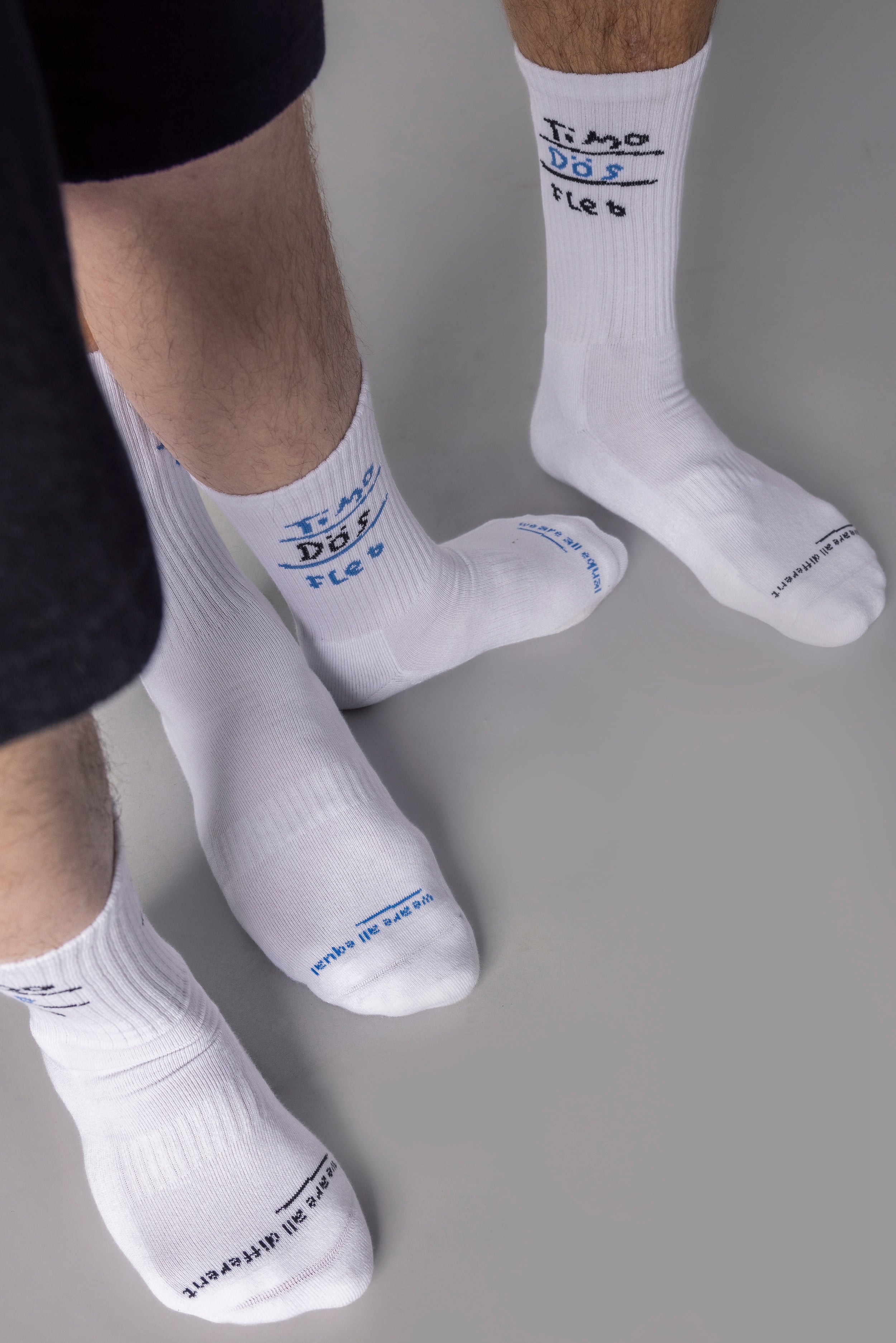 Timo Socks, Weiß